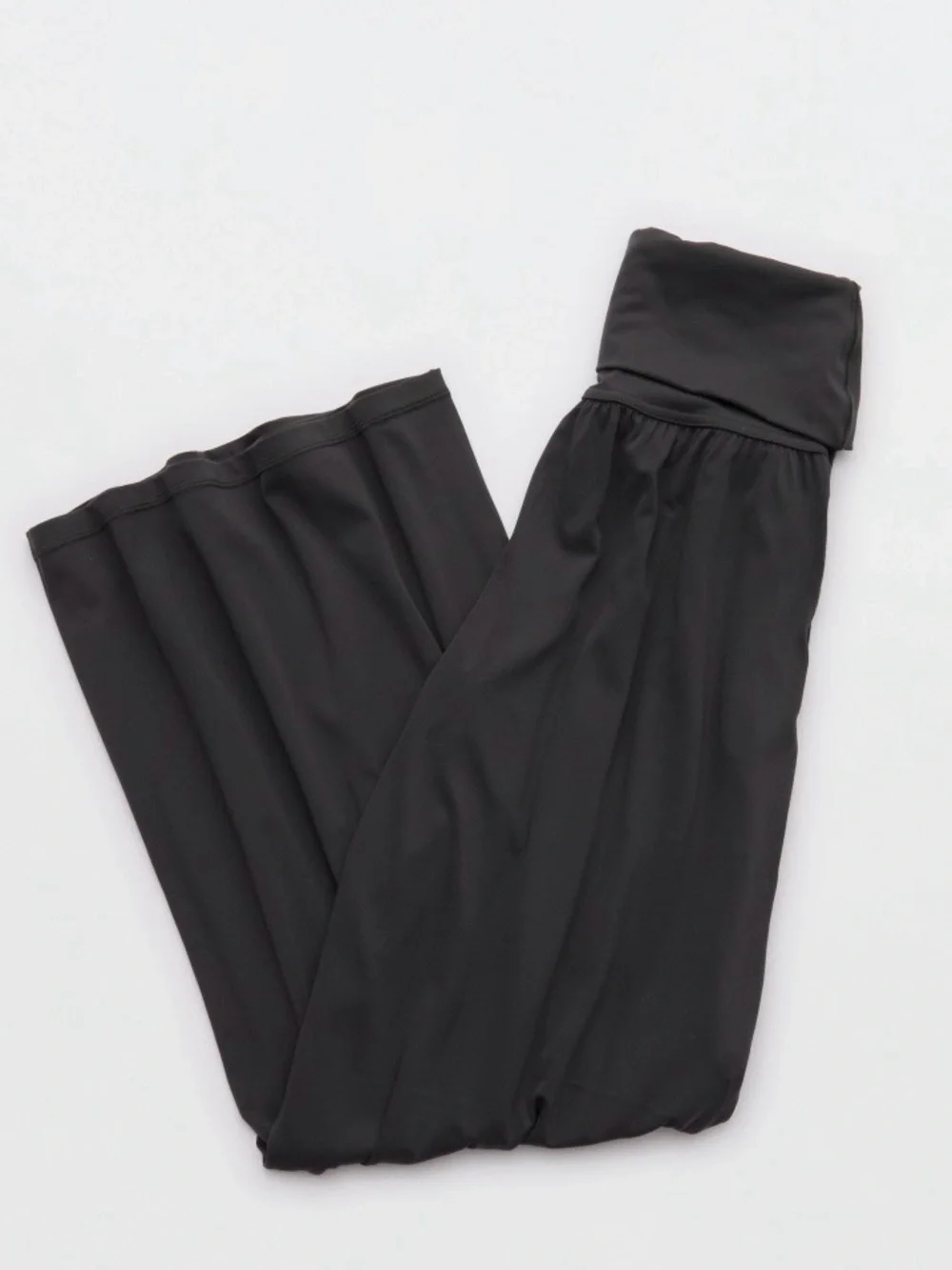 OFFLINE by Aerie Real Me Black Foldover Super Wide Leg Pants - Picture 5 of 11